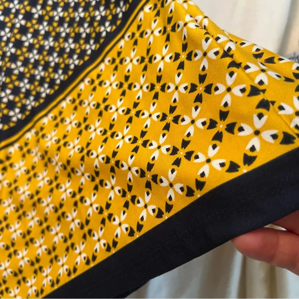 Black and Yellow Geometric Maxi Dress - Picture 6 of 12